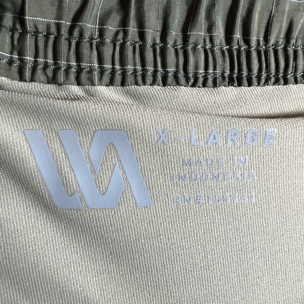 VRST Mens Elevated Hybrid Run Short Forest Night Green XL MAX100406 NWT - Picture 3 of 13